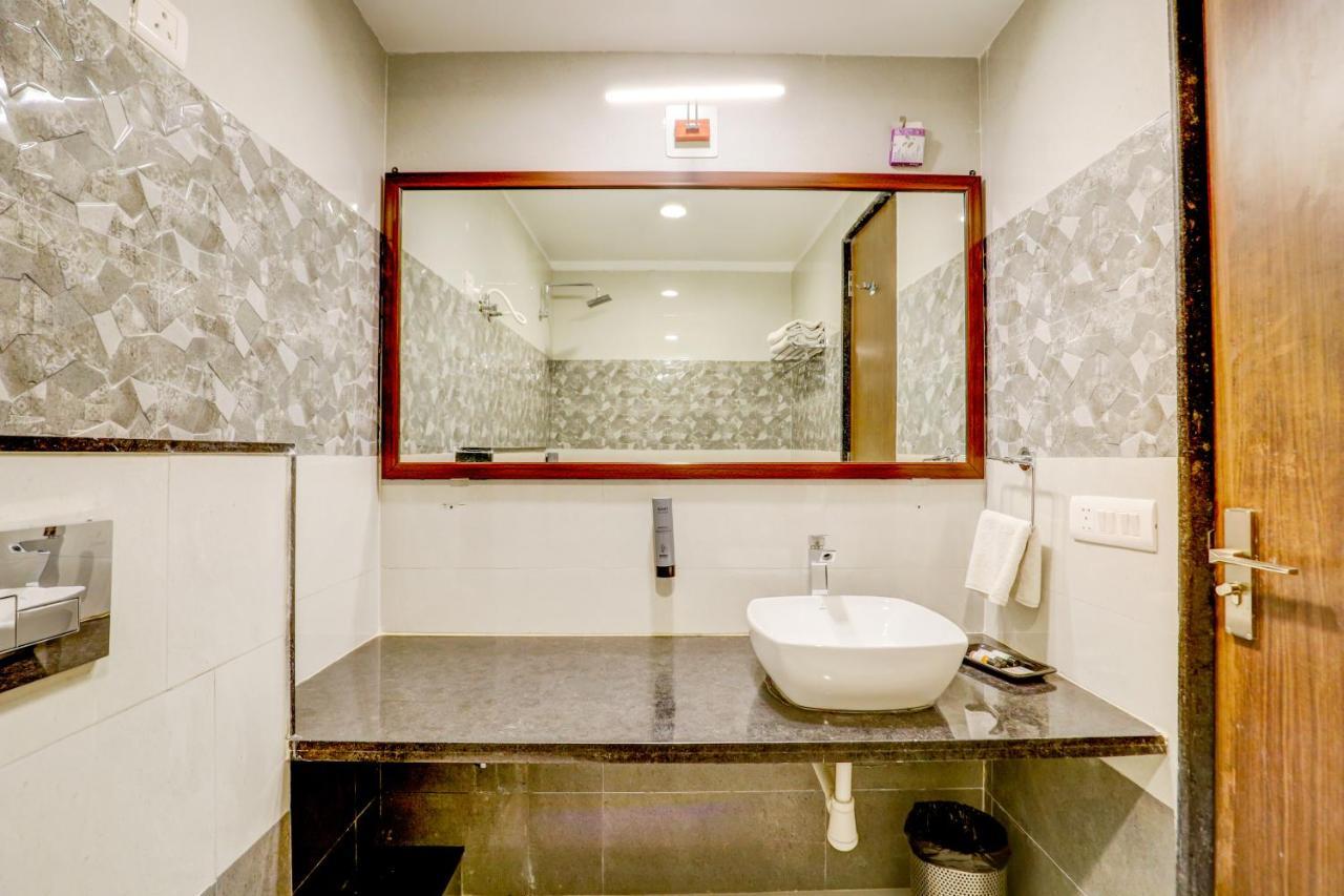 Hotel Shree Nanda Udajpur Zewnętrze zdjęcie