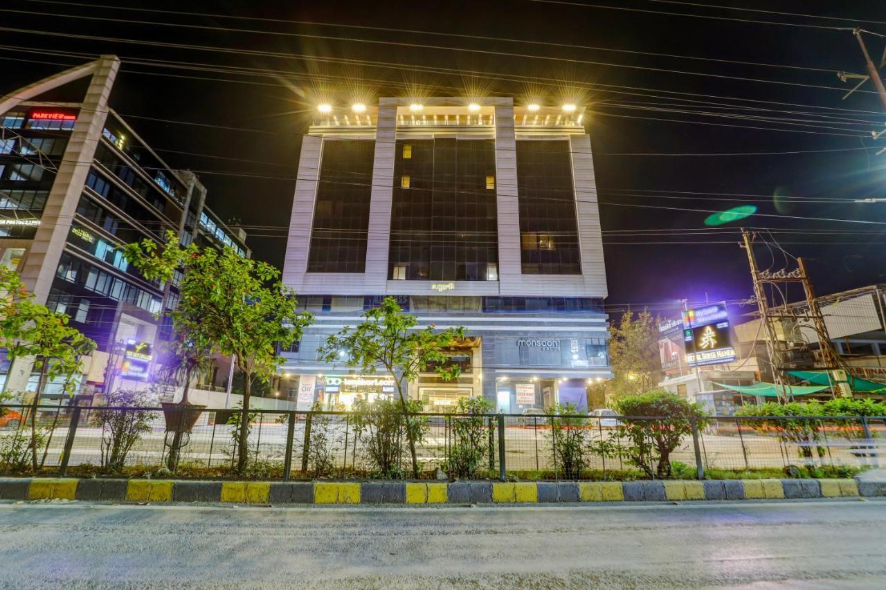 Hotel Shree Nanda Udajpur Zewnętrze zdjęcie