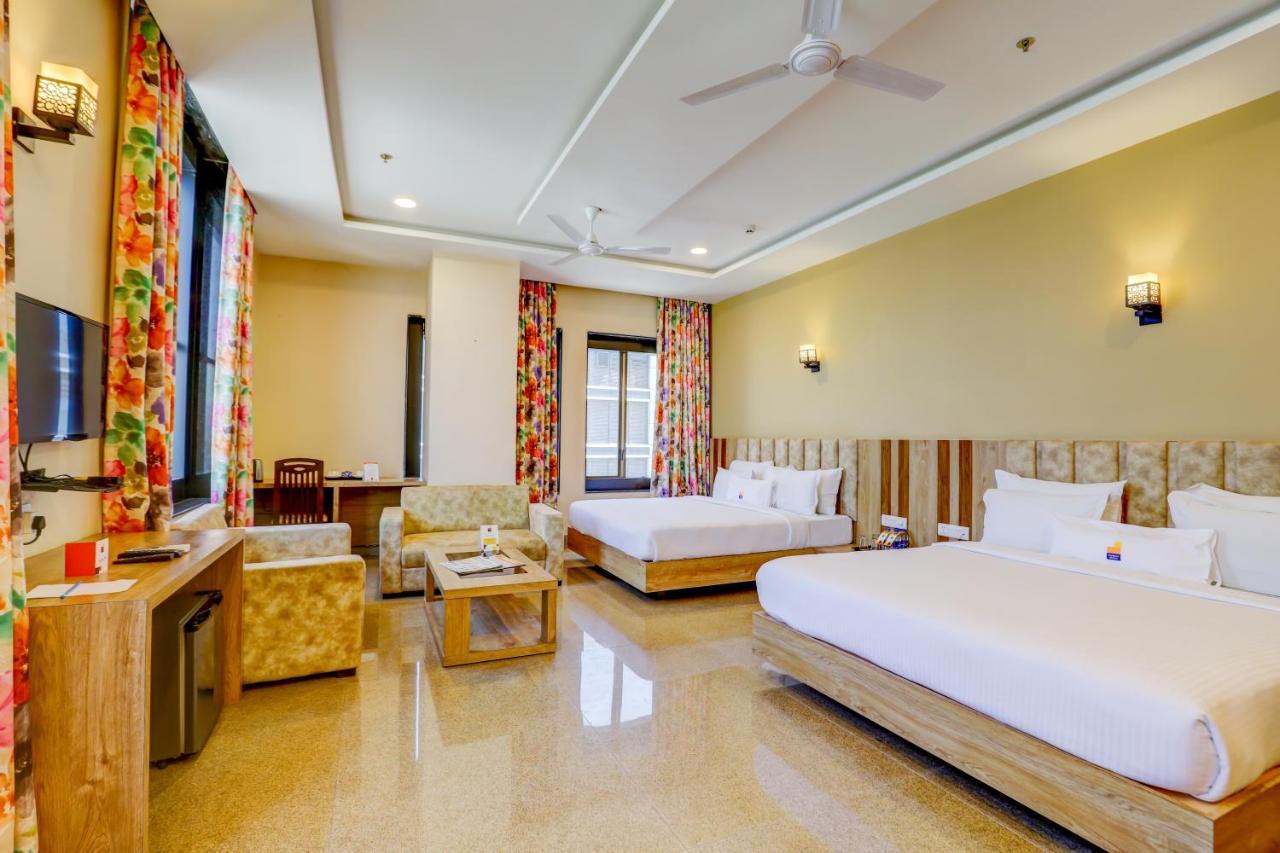 Hotel Shree Nanda Udajpur Zewnętrze zdjęcie
