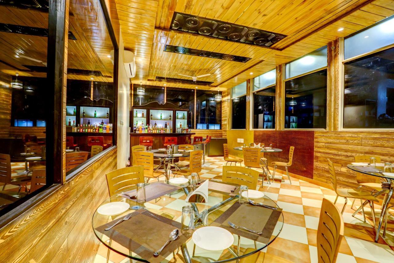 Hotel Shree Nanda Udajpur Zewnętrze zdjęcie