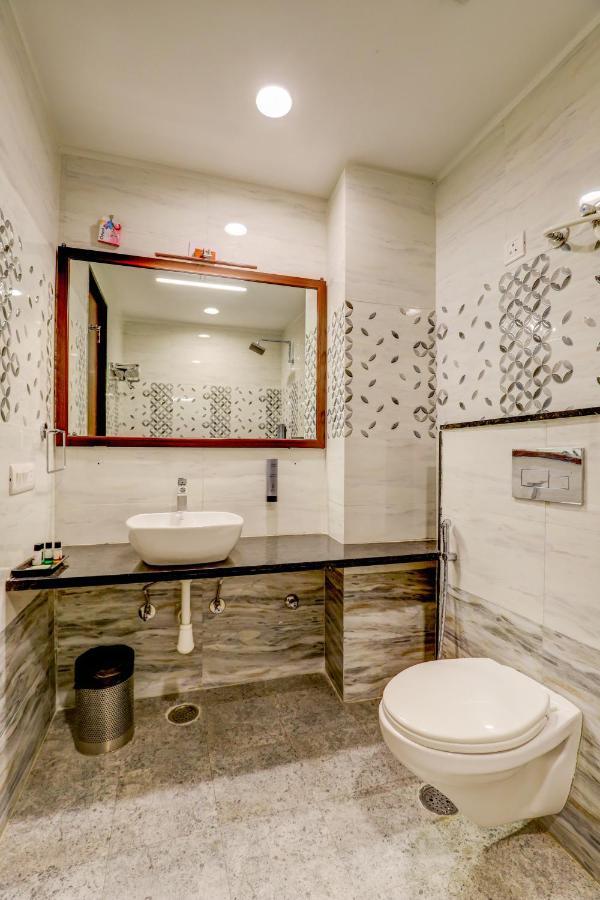Hotel Shree Nanda Udajpur Zewnętrze zdjęcie